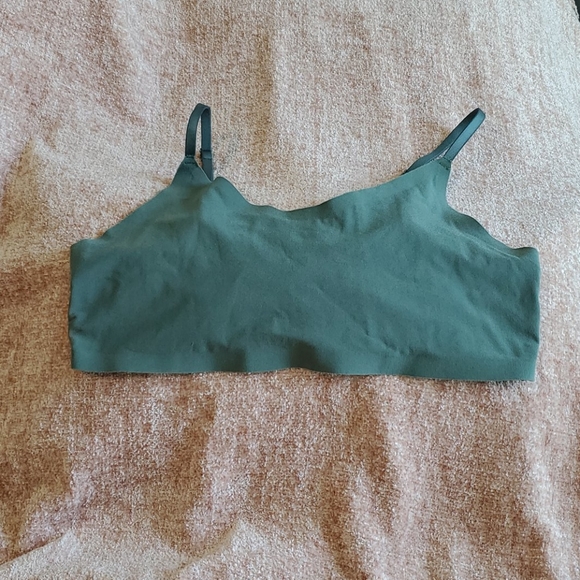 Victoria's Secret bralette - Picture 2 of 4